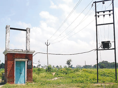 Tubewell department's negligence, waterlogging are poor harvest