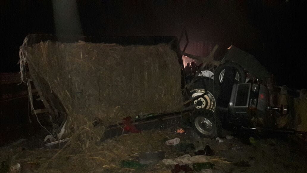 bus trolley accident in lucknow chinhat area