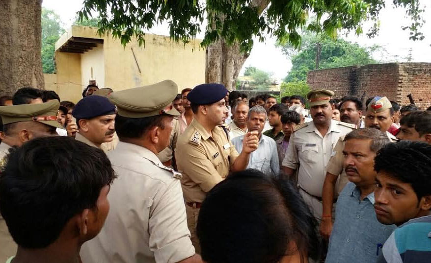 lal mandir pujari murder and 1.5 cr cost idolls looted from agra temple