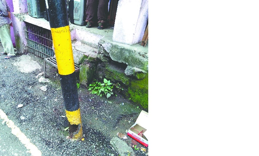 lineman died due to current