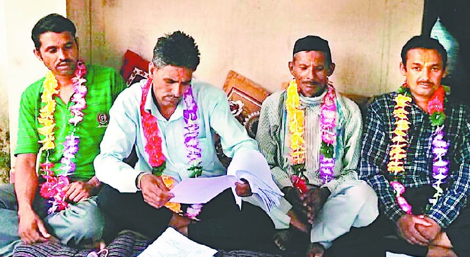 The villagers' hunger strike enters second day Pothing