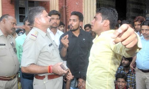  inspector slap Student leader 