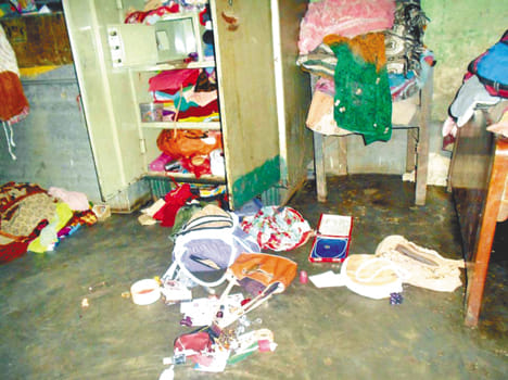 Jewelery and cash stolen from the house of lawyer Millions