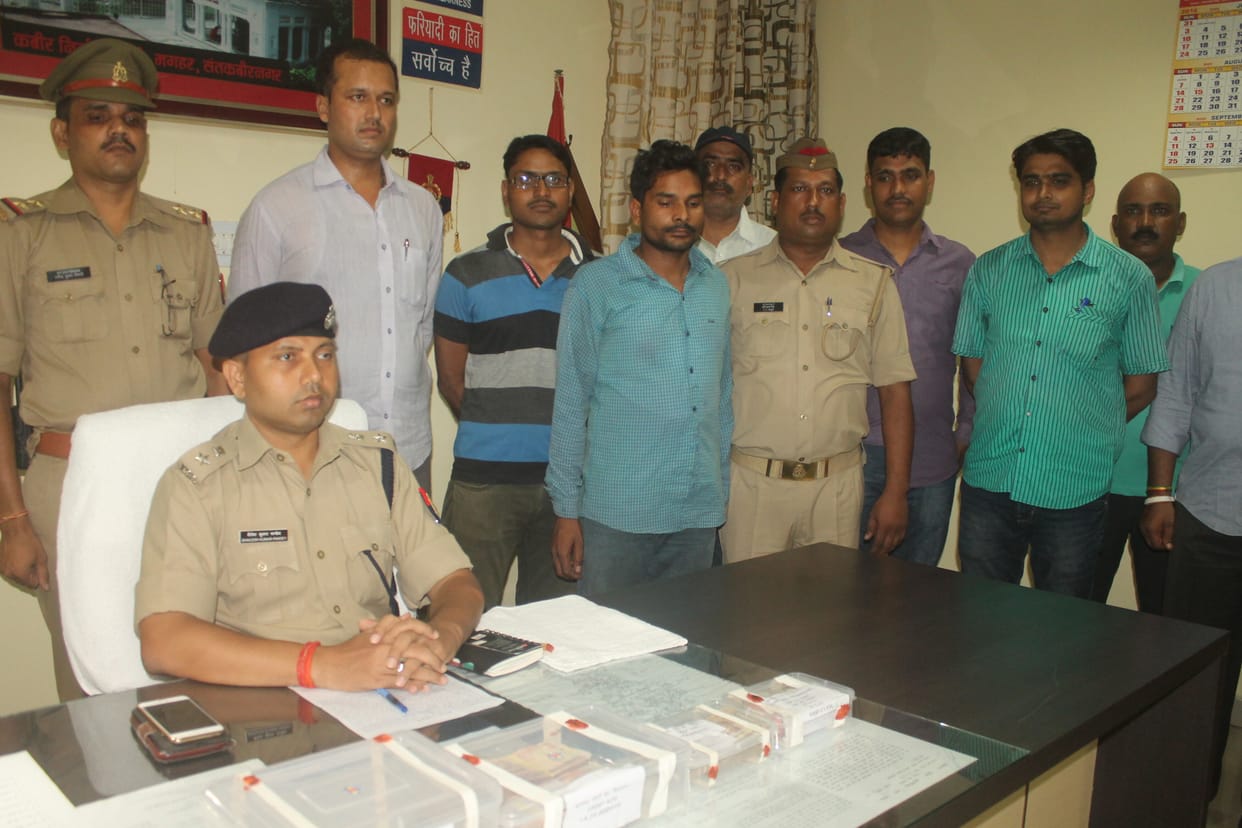 electrician main accused caught in floar meal theft matter
