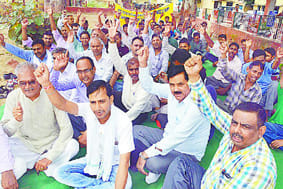 State employees who took to the road 