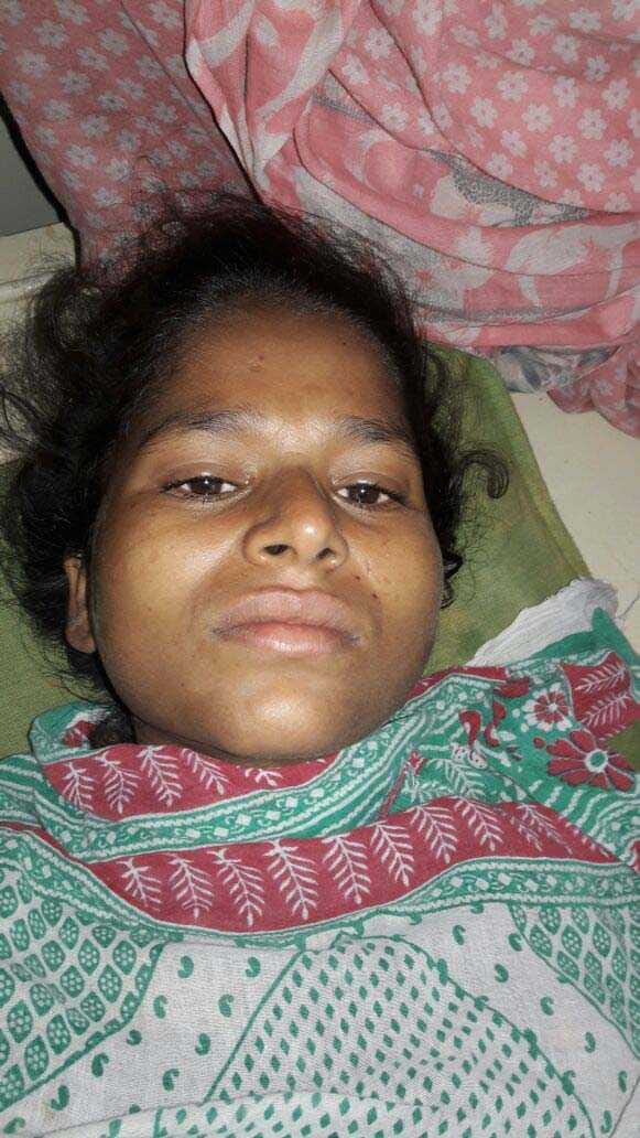 Girl fell from the ceiling, Killed, six injured