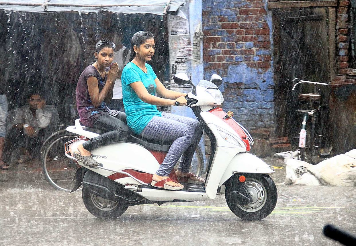 Heavy rain in the city dipped