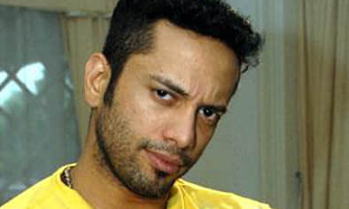 ex contestant accuses salman for distroying his career