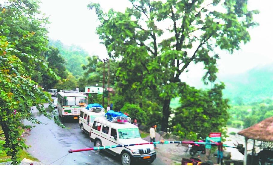 National Highway remained closed for six hours