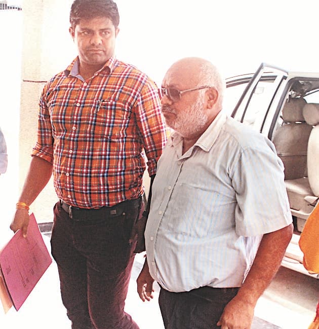 Noida Authority assistant project engineer KP Singh arrested