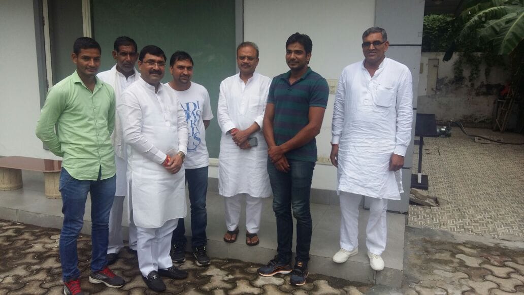 Anil Jain and met Vijayavargiya Dharmbir and coach