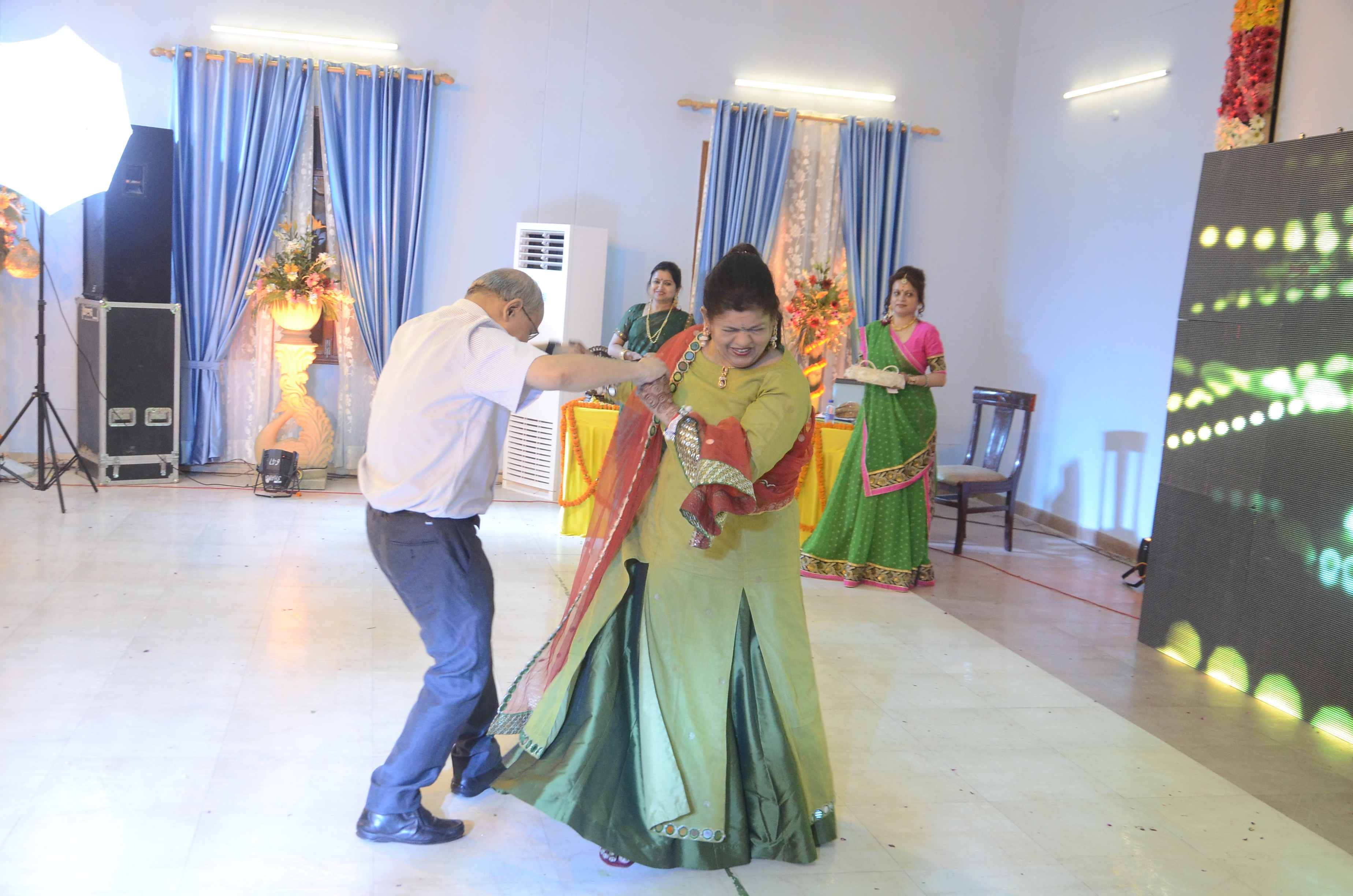 up ias officers dance in teej event