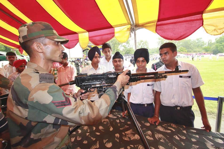 indian army weapons and equipments exhibition in penthar stadium of amritsar