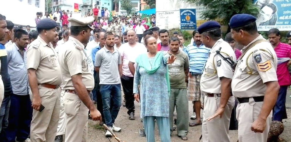 Chakka Jam and protest at rewalsar hospital Mandi, Himachal.