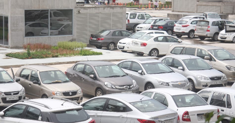 CMC Paid parking, Overcharjing, Municipal corporation chandigarh chalaned 