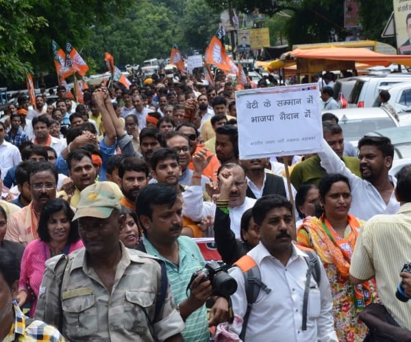  BJP protest over bulandshahar gangrape issue.
