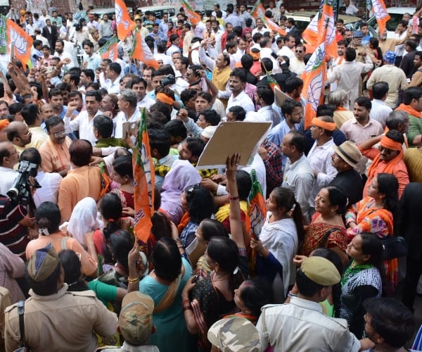  BJP protest over bulandshahar gangrape issue.