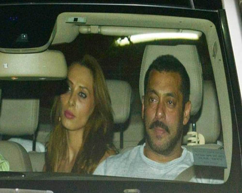 Salman Khan met with Iulia Vantur’s parents in Ladakh