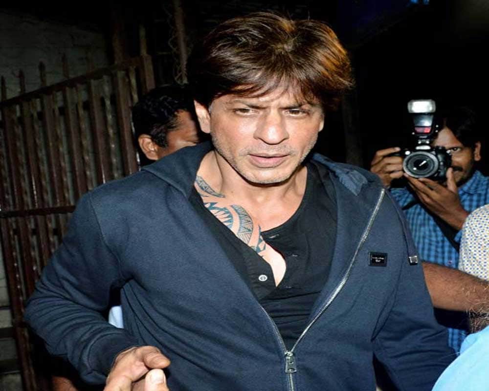 Shahrukh Is Spotted With A Tattoo 