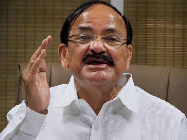 Venkaiah naidu and mayawati statement over dalit issue