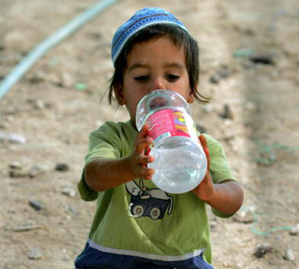 reusable water bottle more dirty than toilet seat
