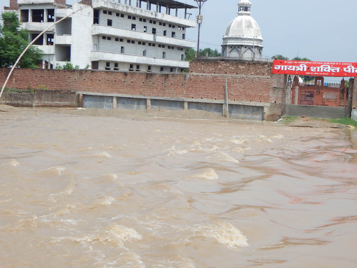 Bihr river water suddenly rose several villages submerged