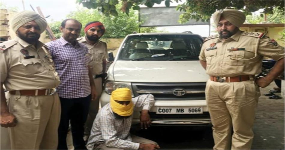 UP girl murdered by her relative on ludhiana highway at punjab