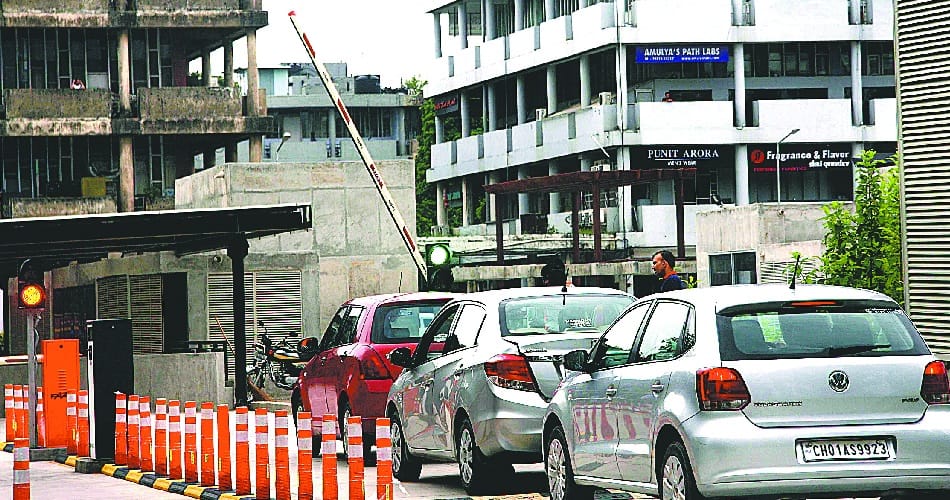 Parking fee will starts from 19 june, chandigarh news