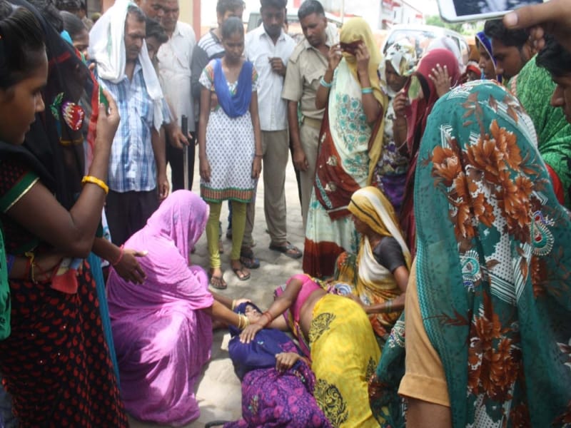 protest at vrindavan kotwali