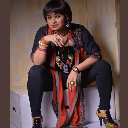 madhvi bhabi become hot and bold