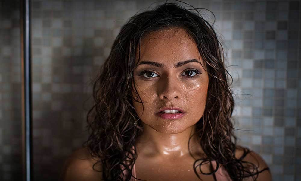 Skin care tips: treat oily forehead problem with these tips