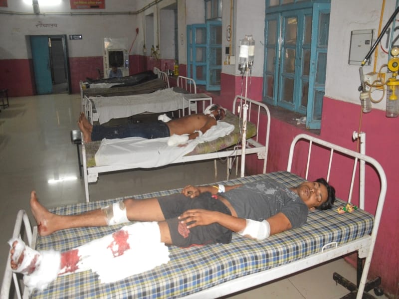 eight died in acident on yamuna expressway 