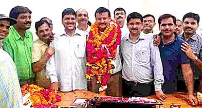 Narendra Yadav got principal charge