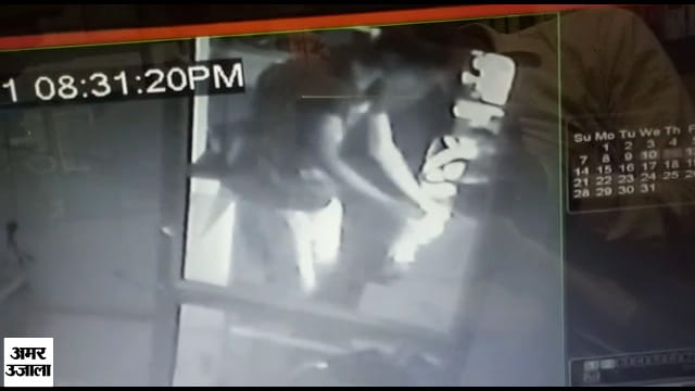 सीसीटीवी फुटेज चोरी