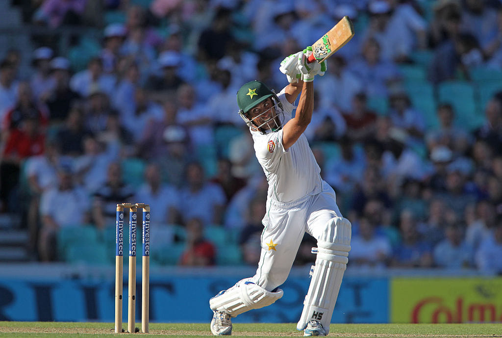 Pakistan Leads With Centuries By Younis And Shafiq in Last Test