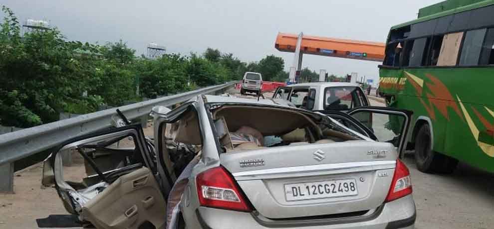 Accident on Yamuna Expressway, death of eight