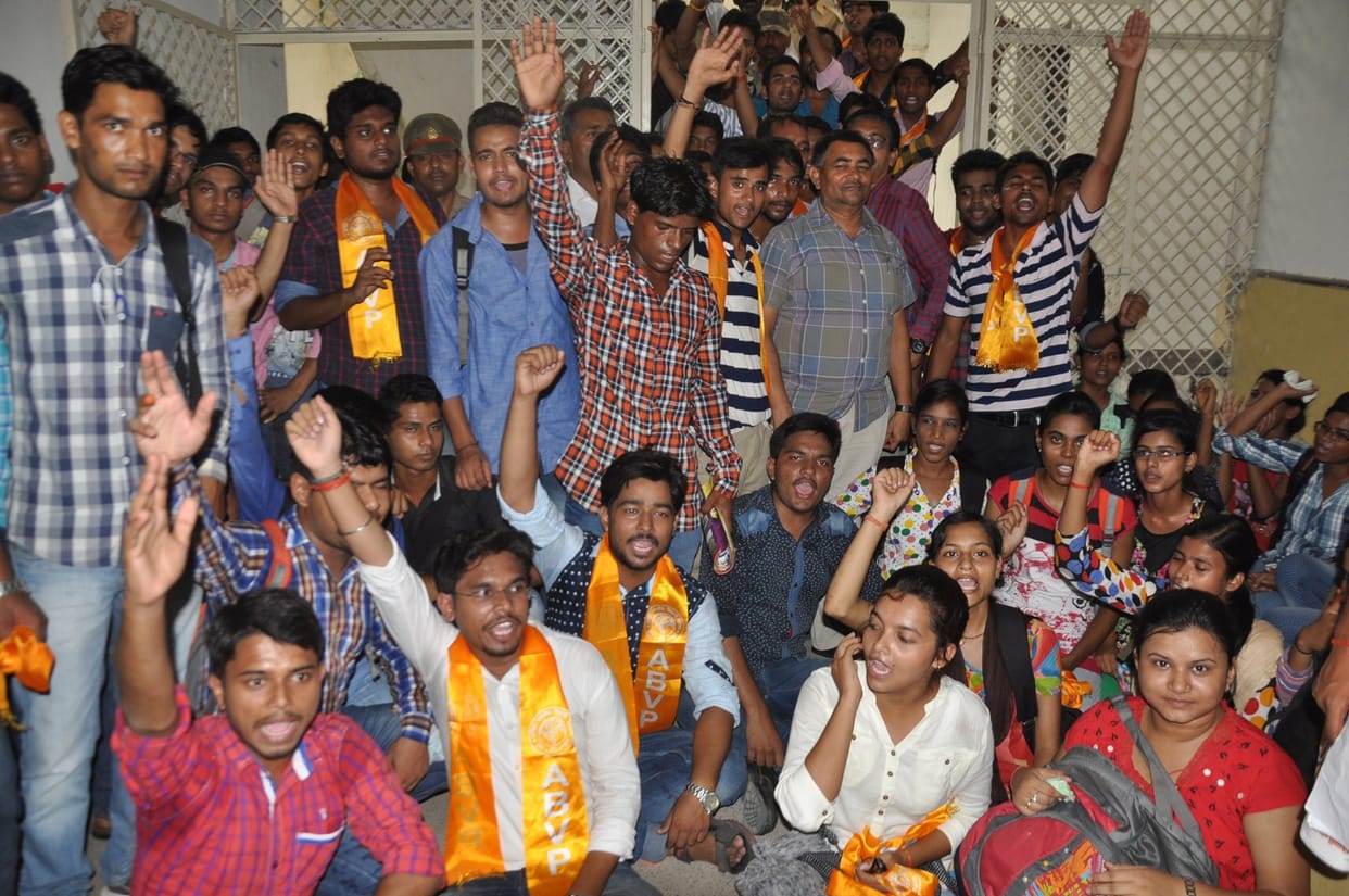 Commerce faculty will shift in university campus till october