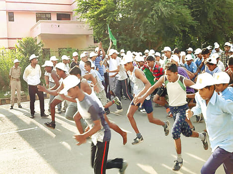 Race participants were hungry and thirsty fruit no luck
