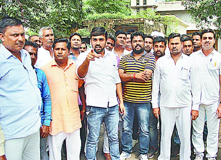 Leaders seeking to increase the honorarium