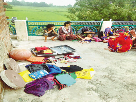 The sleeping house, thieves take millions of goods