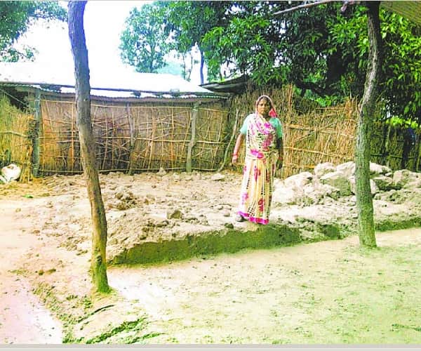 Minister vanshidhar baudh's house collapse because of rain.