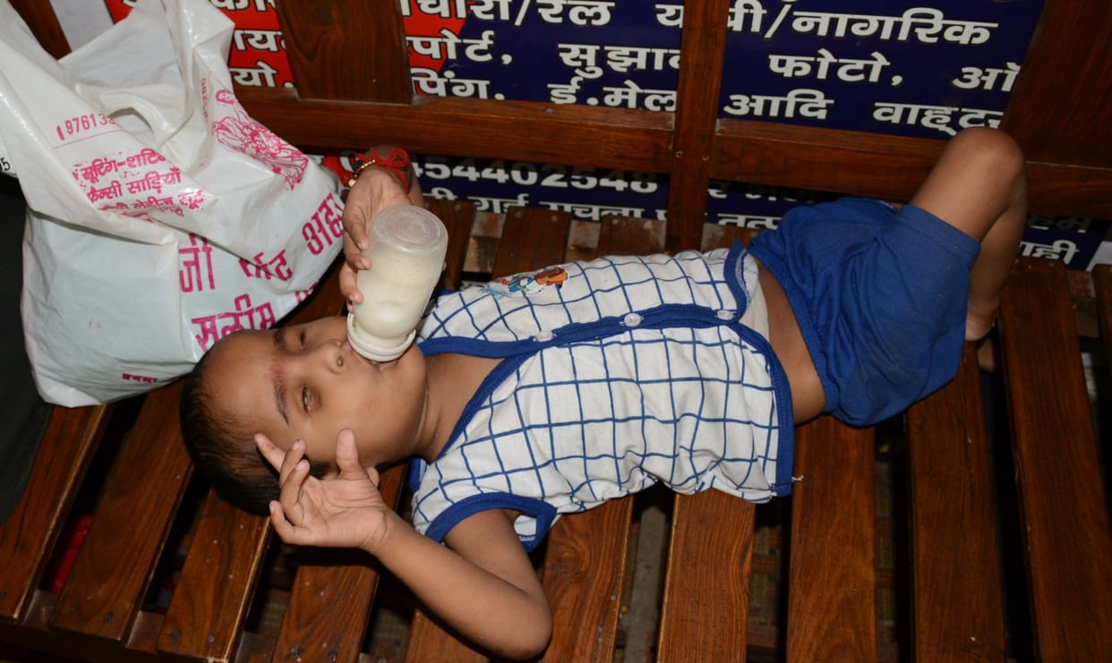  mother left child at the station