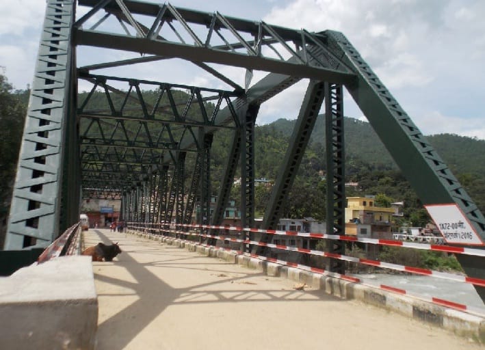 Bageshwar vehicle removed from the bridge