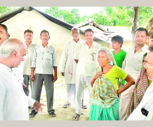  Banshidhar baudh minister of SP govt refuses to take compensation for his home.