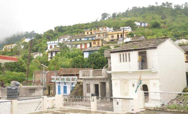 CM Rawat village Mohnri