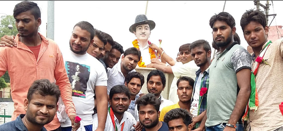 Yuva Azad organisation celebrated the celebration  of freedom