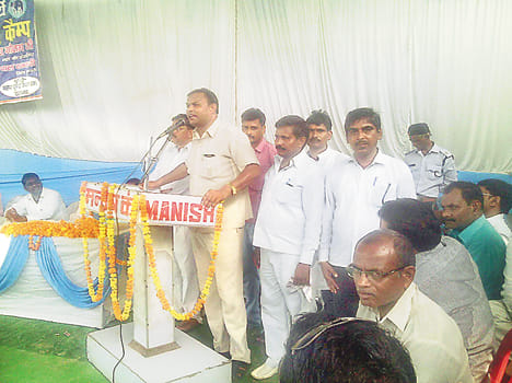 SP-BJP-off a bag chips