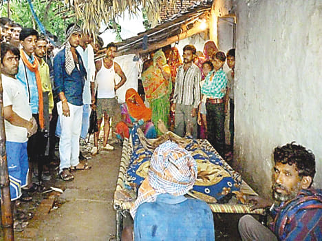 Houses Wall fell, the death of two brothers buried