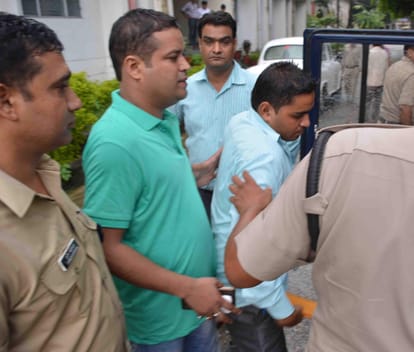 admission in bms by cheating, six arrested.