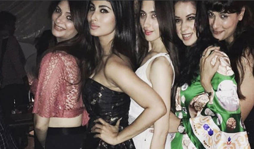 tv actress mouni roy dance in a party